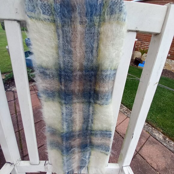 vintage CRAIG-NA-CREIDHE --WOOL scarf - Picture 2 of 4